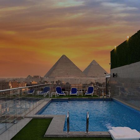Gold'S Pyramids Hotel Al Kawm al Akhdar Bagian luar foto